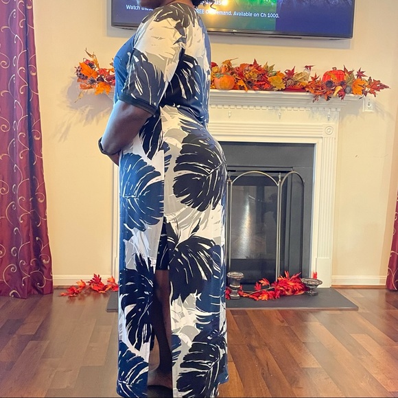 G.I.L.I. Dress - Picture 2 of 5